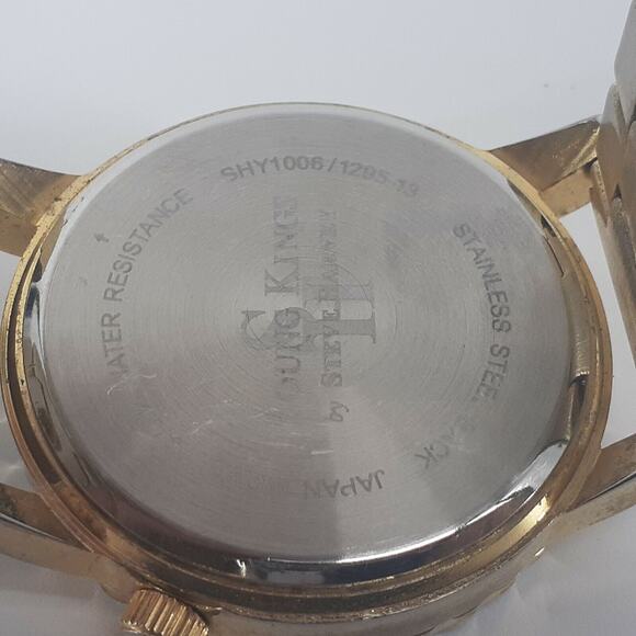Young Kings by Steve Harvey Gold Tone Bracelet Watch Big Face Round Shaped - Picture 6 of 12